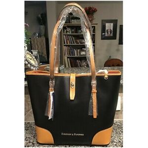 Dooney & Bourke leather purse